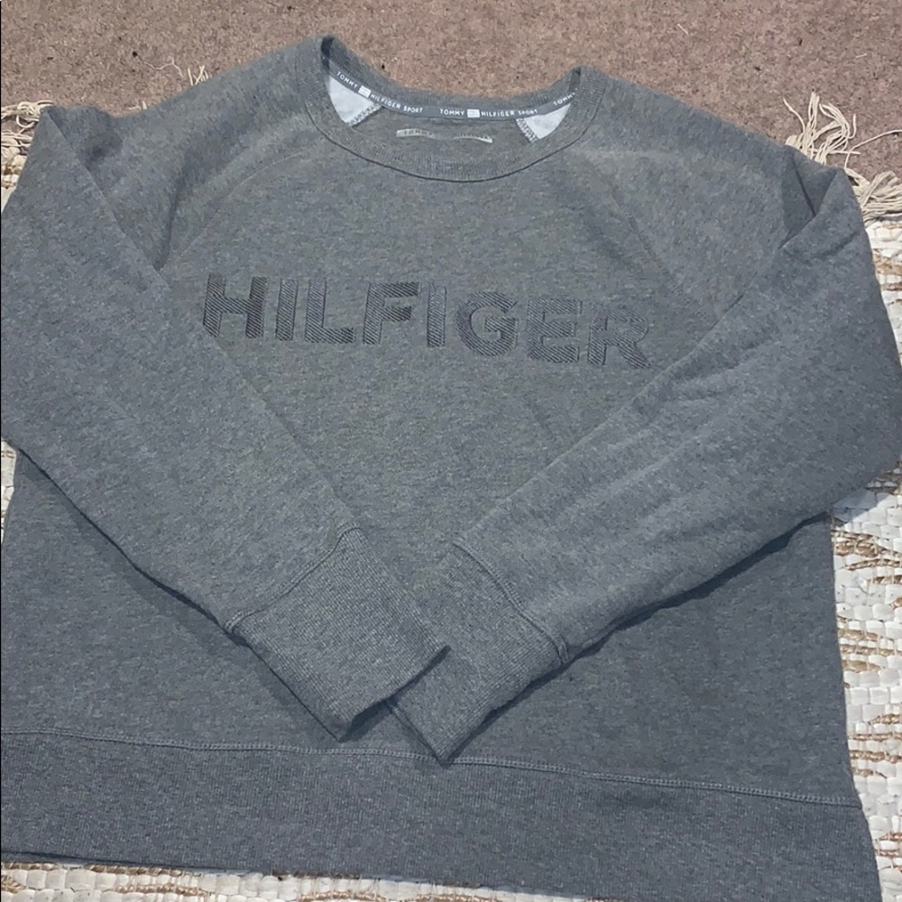 Tommy Hilfiger Gray crew neck crop top